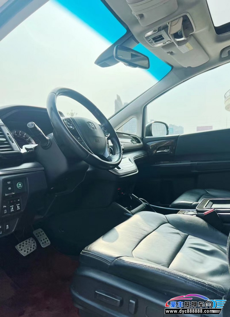 17年本田艾力绅MPV抵押车出售