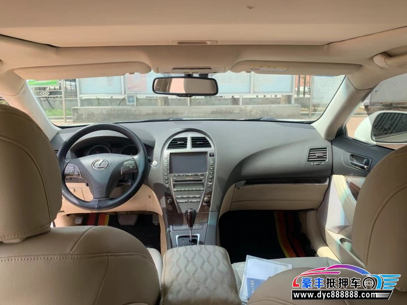 11年雷克萨斯ES轿车抵押车出售