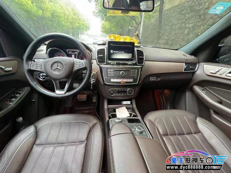 18年奔驰GLE轿车抵押车出售