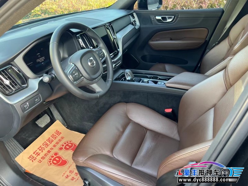 21年沃尔沃XC60轿车抵押车出售
