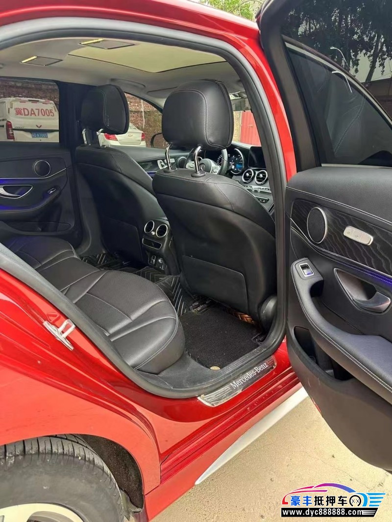 20年奔驰C轿车抵押车出售