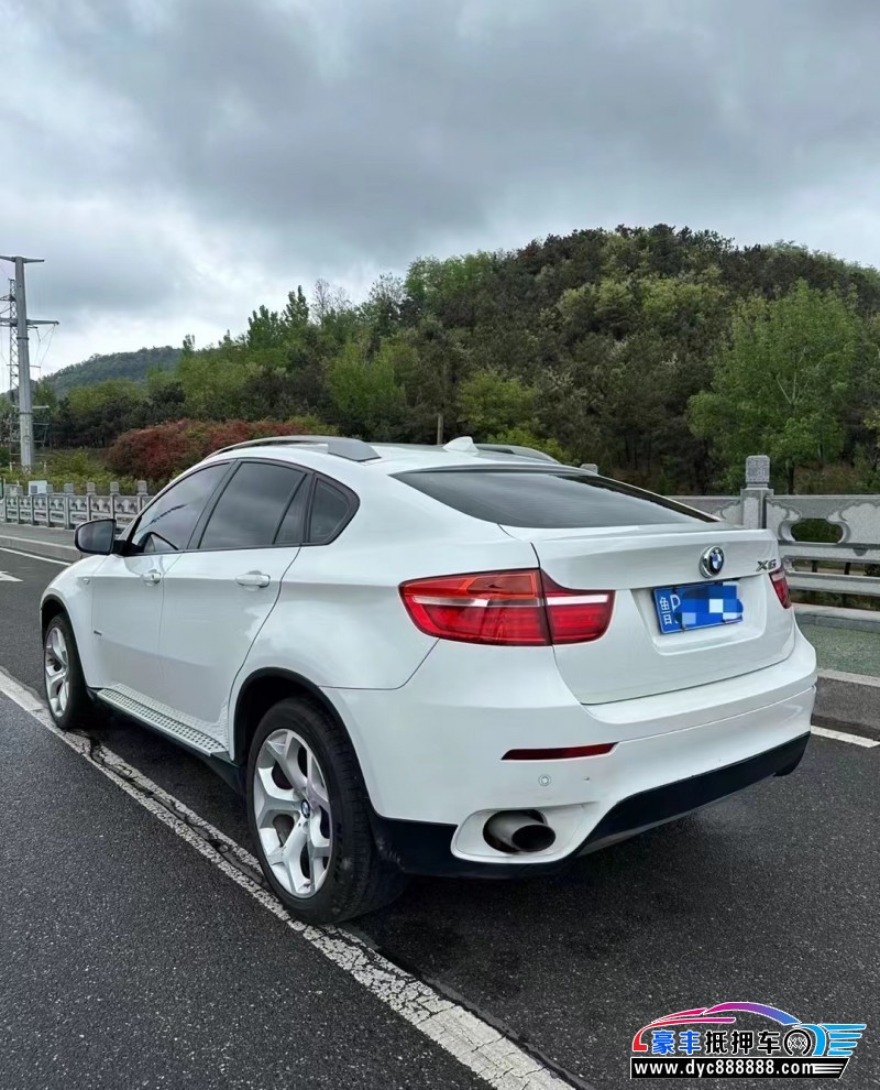 13年宝马X6轿车抵押车出售