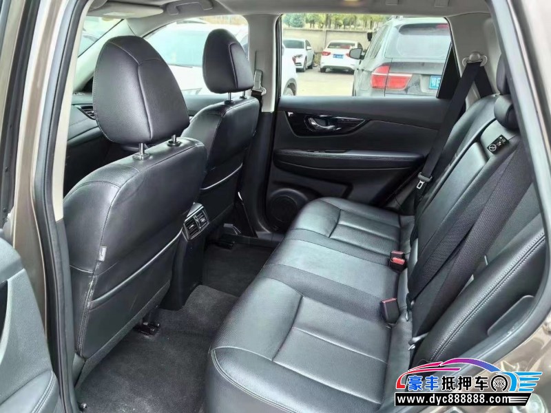 23年日产奇骏轿车抵押车出售