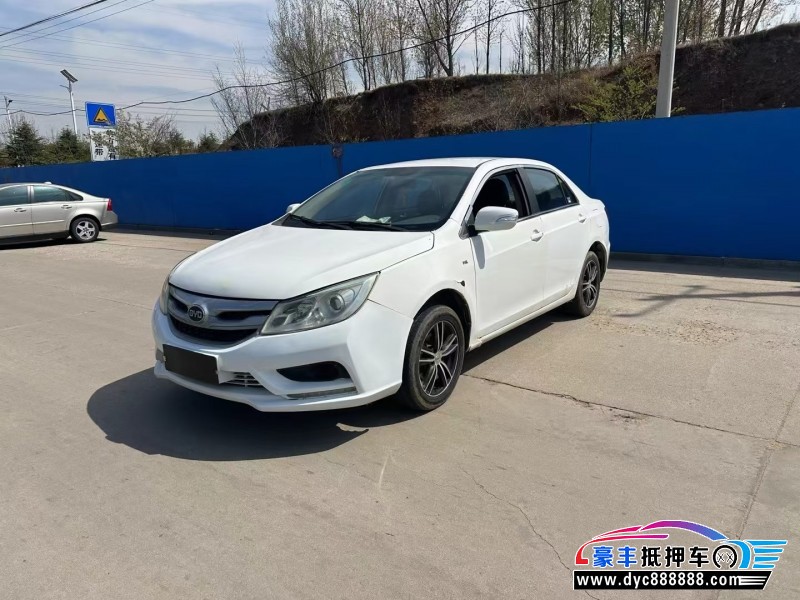 15年比亚迪速锐轿车抵押车出售