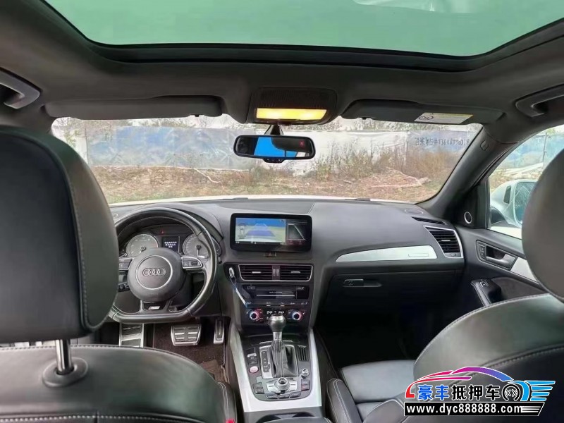 18年奥迪SQ5轿车抵押车出售