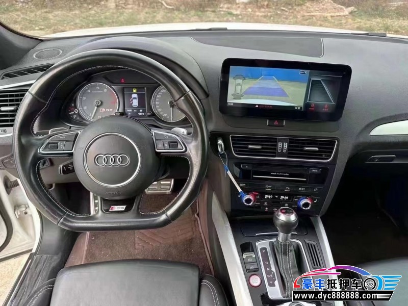 18年奥迪SQ5轿车抵押车出售