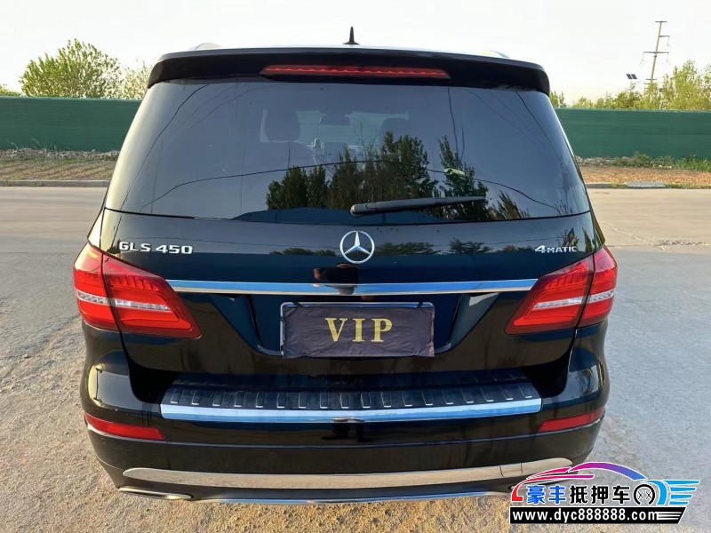 18年奔驰GLS轿车抵押车出售