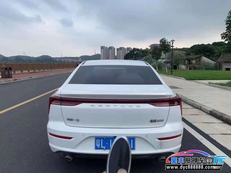 24年奔腾B70轿车抵押车出售