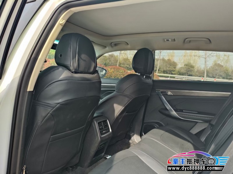 20年吉利博越轿车抵押车出售