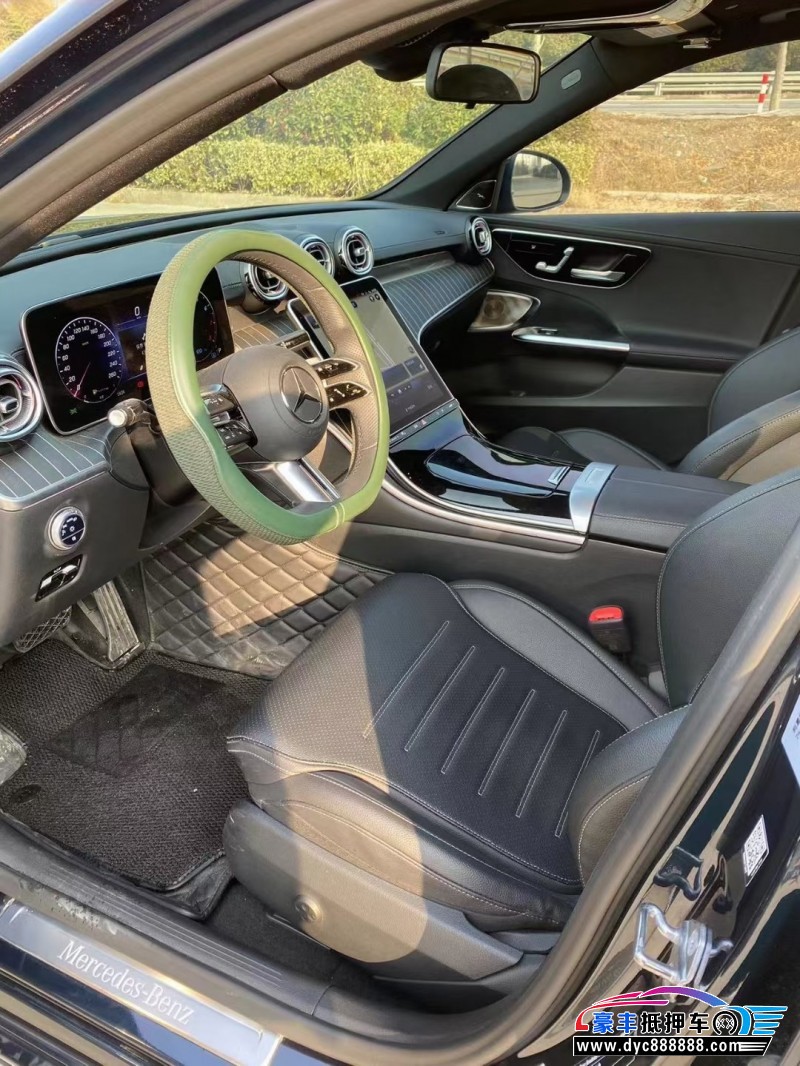 22年奔驰C轿车抵押车出售