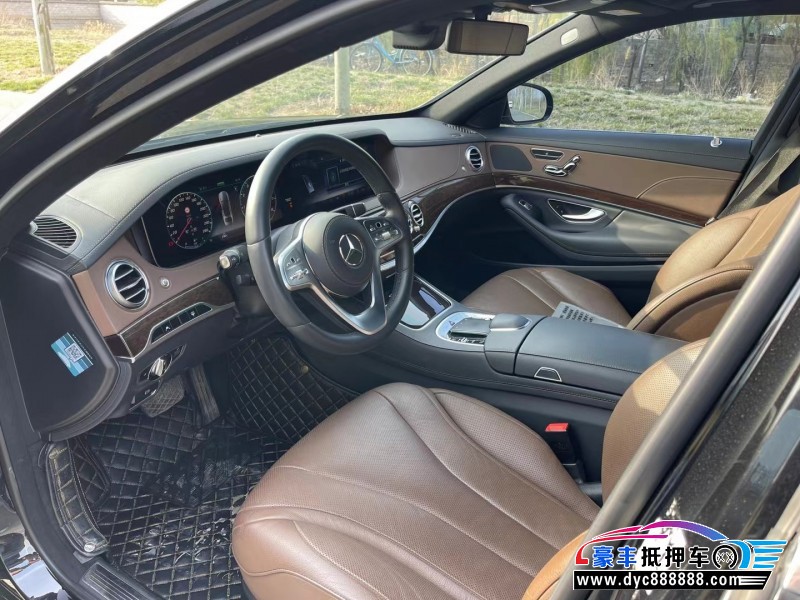 19年奔驰S轿车抵押车出售