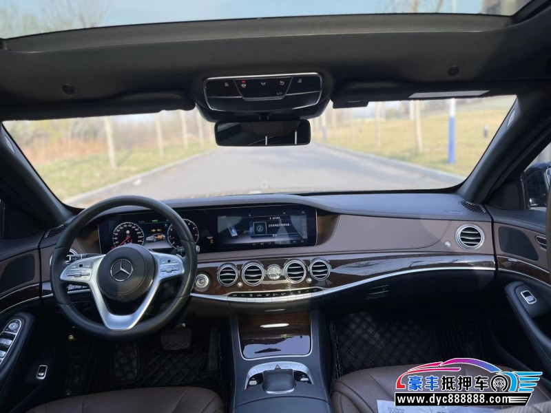 19年奔驰S轿车抵押车出售