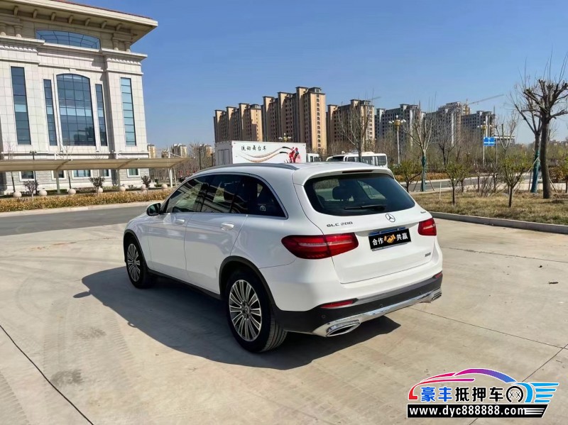 17年奔驰GLC轿车抵押车出售