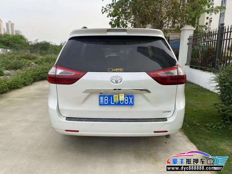 16年丰田塞纳MPV抵押车出售