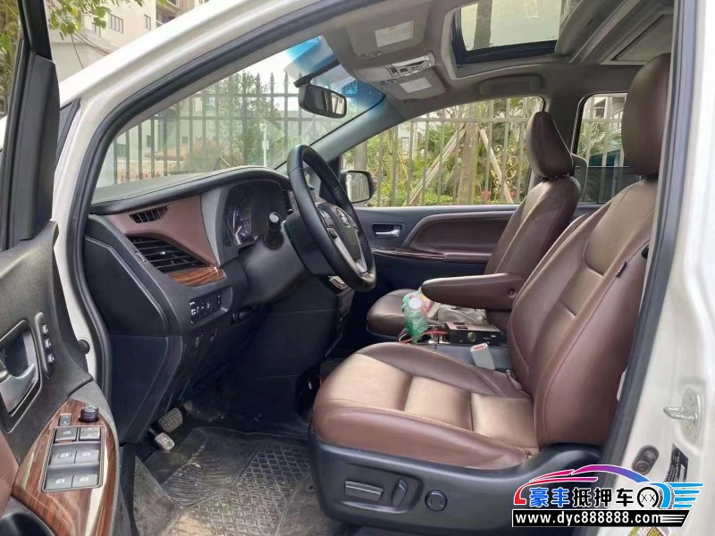 16年丰田塞纳MPV抵押车出售