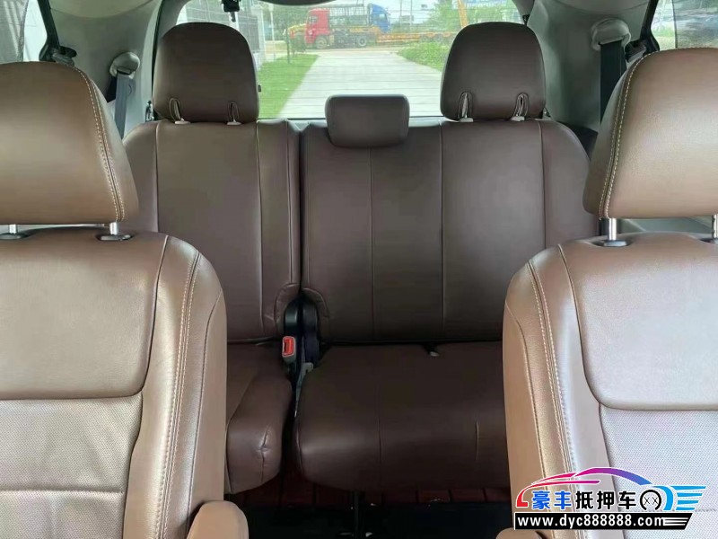 16年丰田塞纳MPV抵押车出售