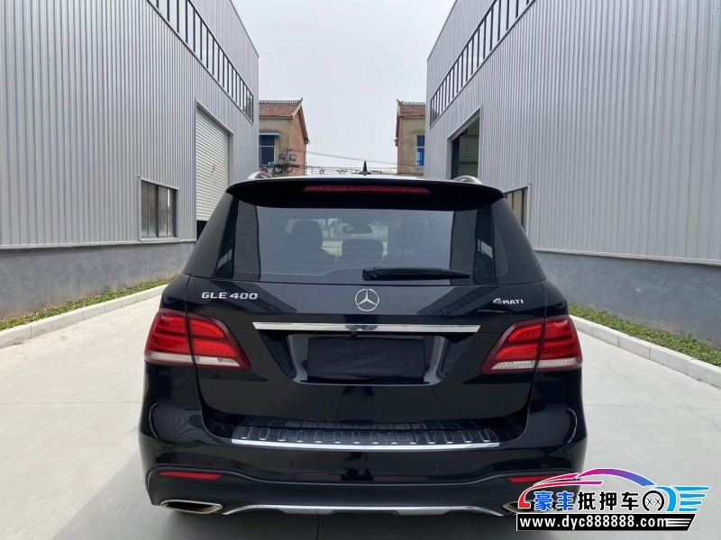 16年奔驰GLE轿车抵押车出售