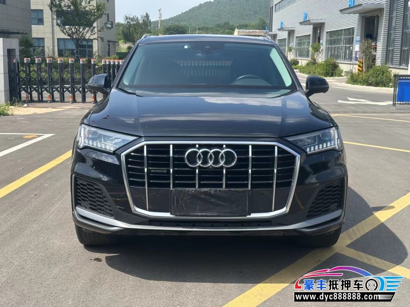 21年奥迪Q7轿车抵押车出售