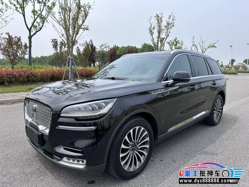 21年林肯飞行家轿车抵押车出售