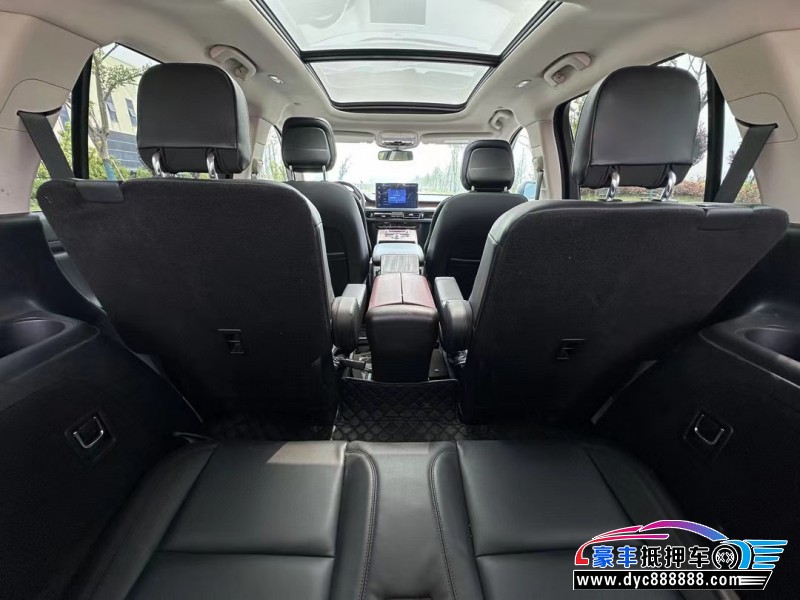 21年林肯飞行家轿车抵押车出售