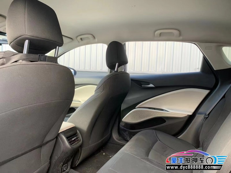 23年别克微蓝轿车抵押车出售