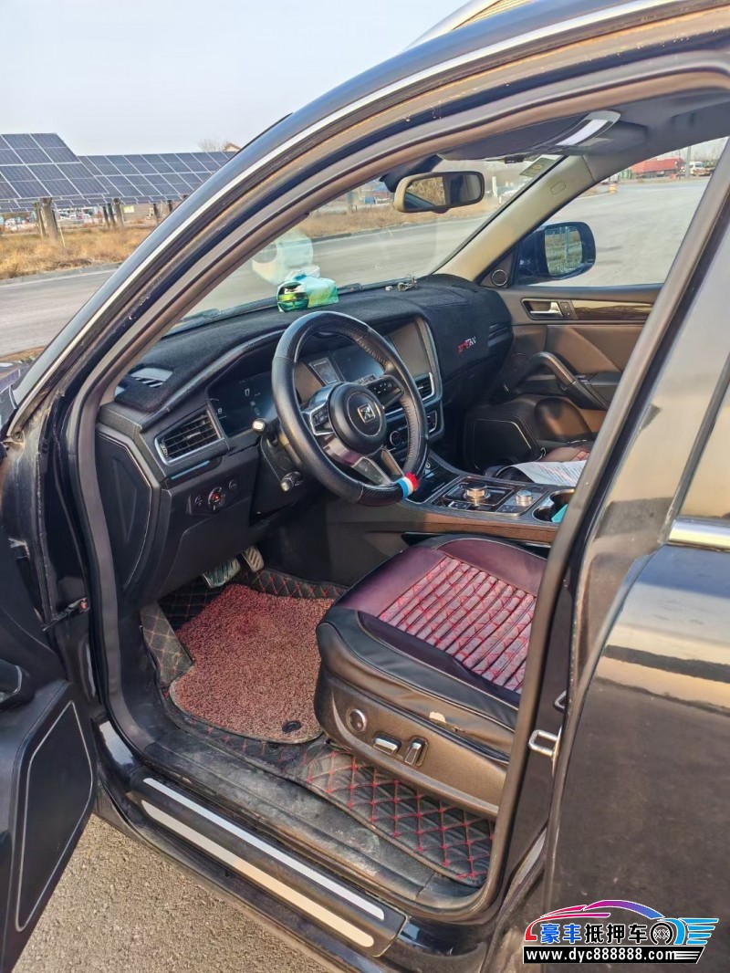 17年众泰T600轿车抵押车出售