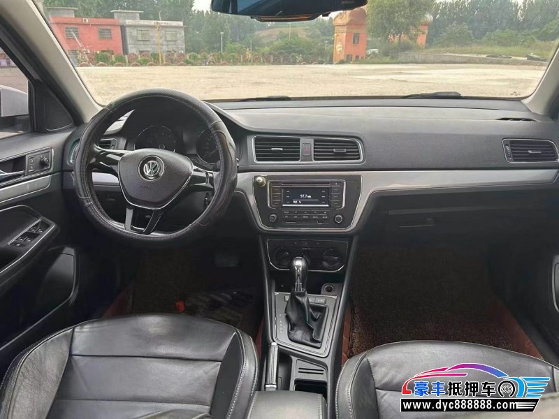 16年大众朗行轿车抵押车出售