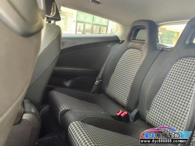 15年大众尚酷轿车抵押车出售