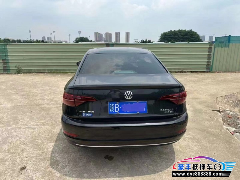 20年大众速腾轿车抵押车出售