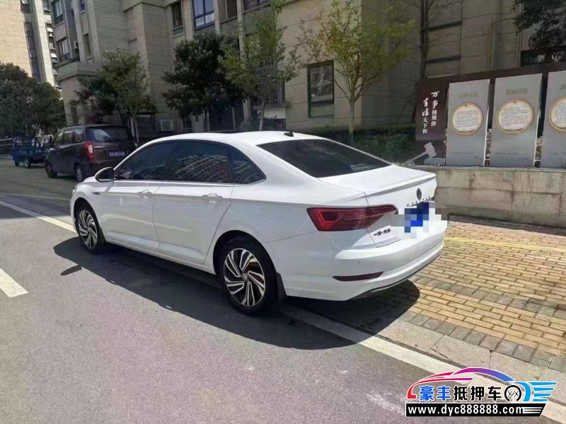 22年大众速腾轿车抵押车出售