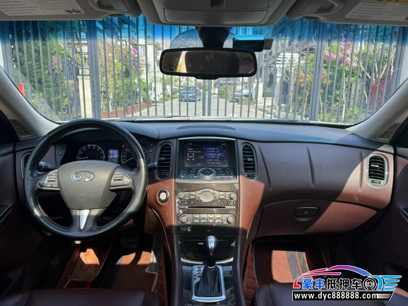 17年英菲尼迪QX50轿车抵押车出售