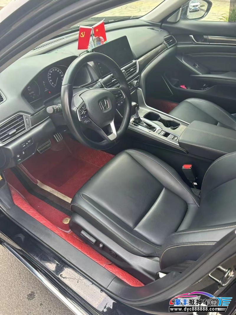 22年本田雅阁轿车抵押车出售