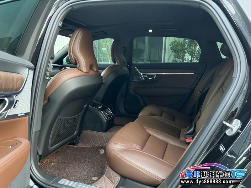 22年沃尔沃S90轿车抵押车出售