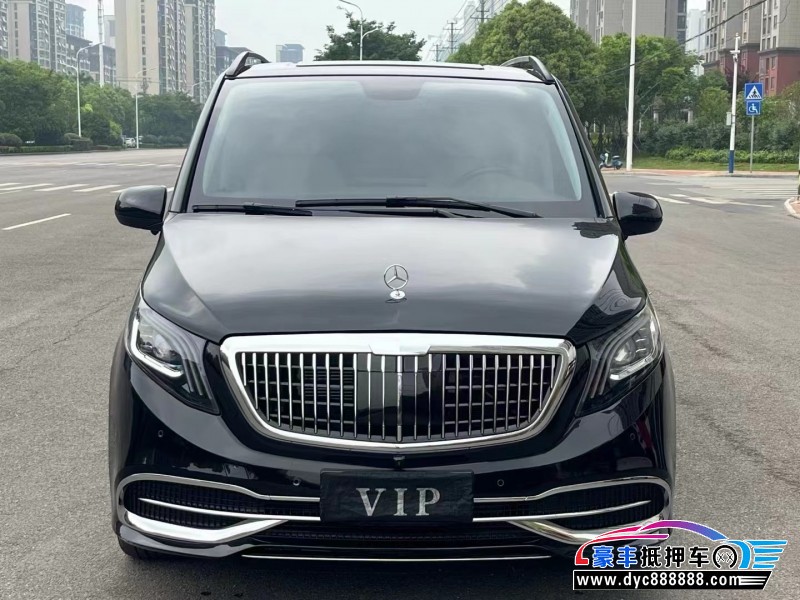 23年奔驰威霆轿车抵押车出售