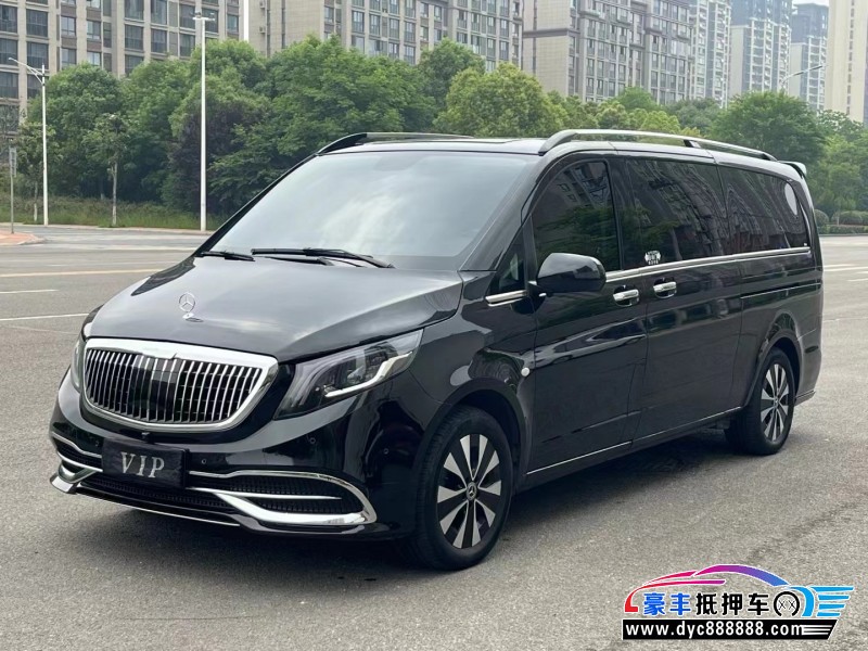 23年奔驰威霆轿车抵押车出售