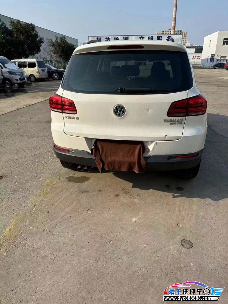 16年大众途观轿车抵押车出售