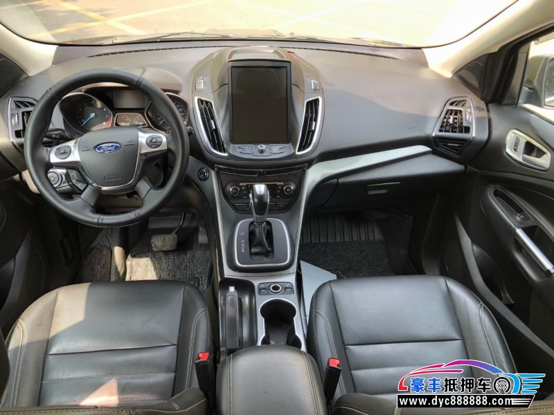 15年福特翼虎轿车抵押车出售