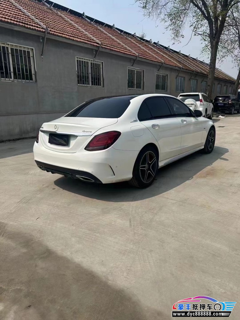 21年奔驰C轿车抵押车出售