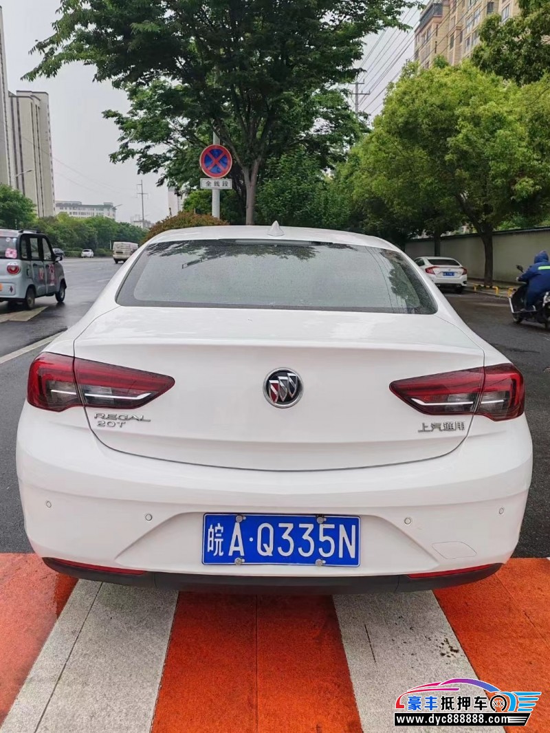 18年别克君威轿车抵押车出售