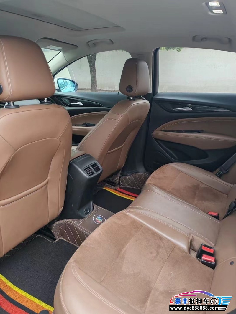 18年别克君威轿车抵押车出售