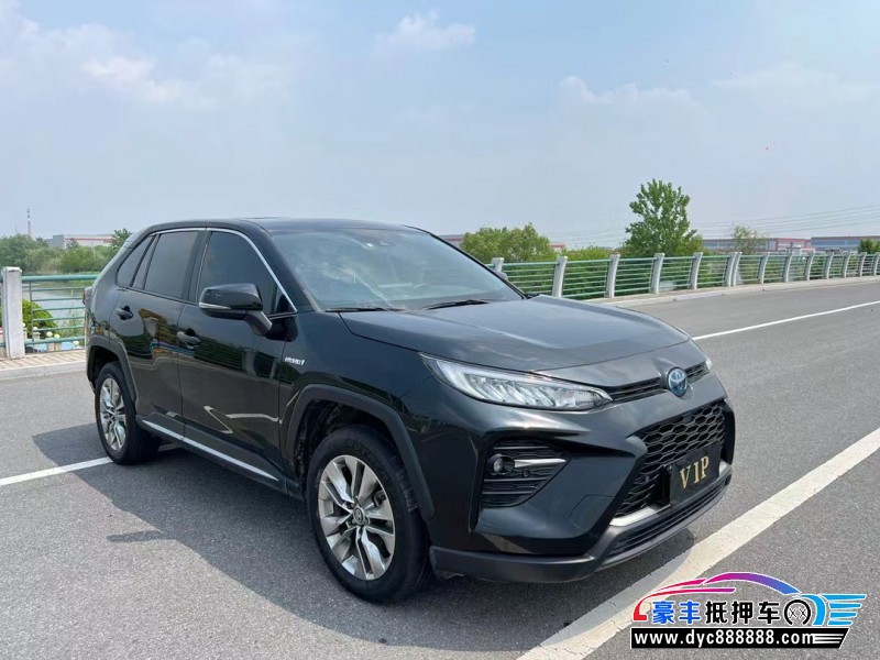 21年丰田威兰达轿车抵押车出售