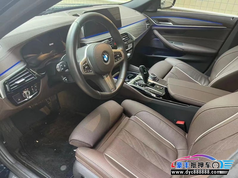 22年宝马5系轿车抵押车出售