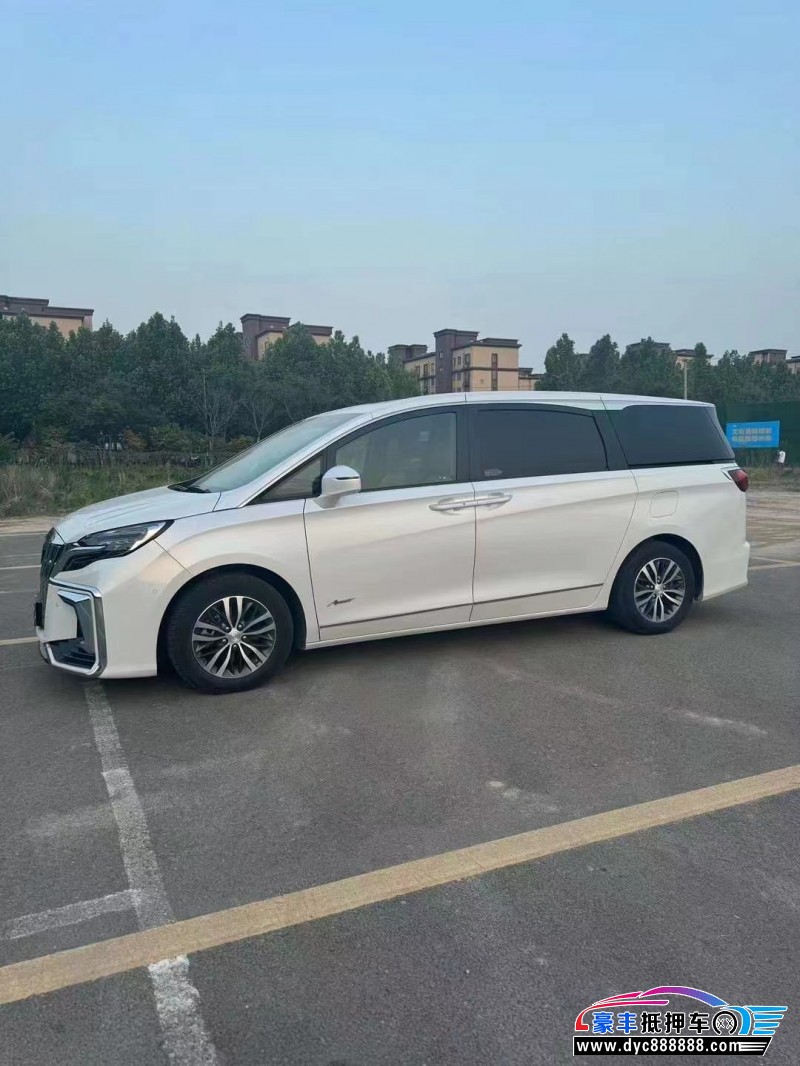 20年别克GL8轿车抵押车出售