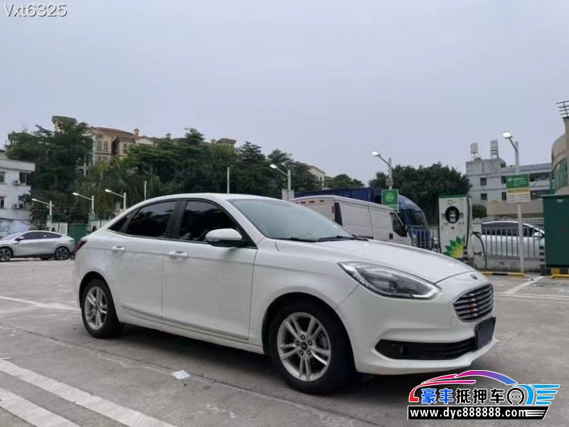 19年福特福睿斯轿车抵押车出售