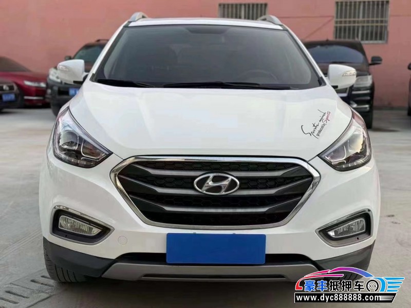 16年现代ix35轿车抵押车出售