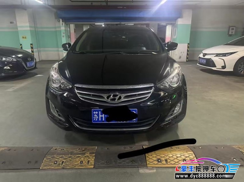 14年现代朗动轿车抵押车出售