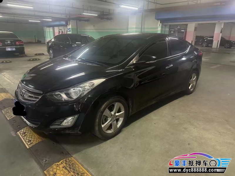 14年现代朗动轿车抵押车出售