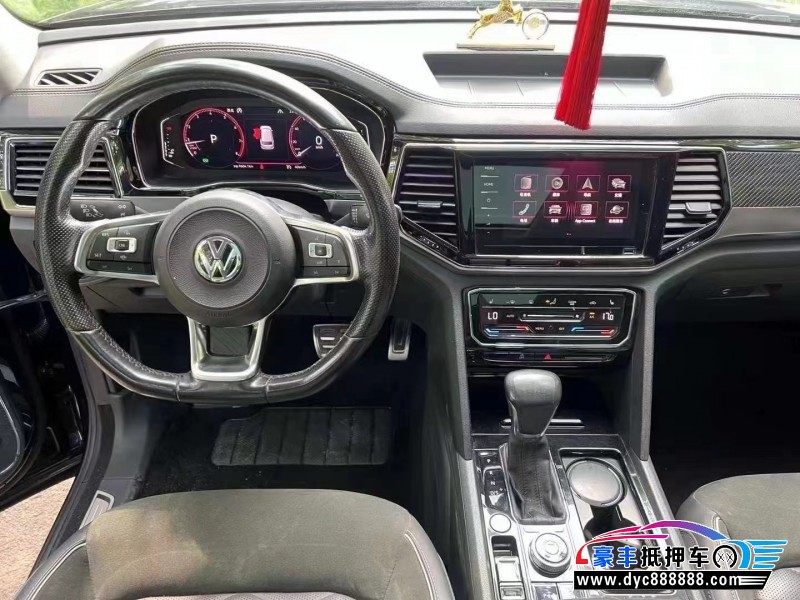 20年大众途昂轿车抵押车出售