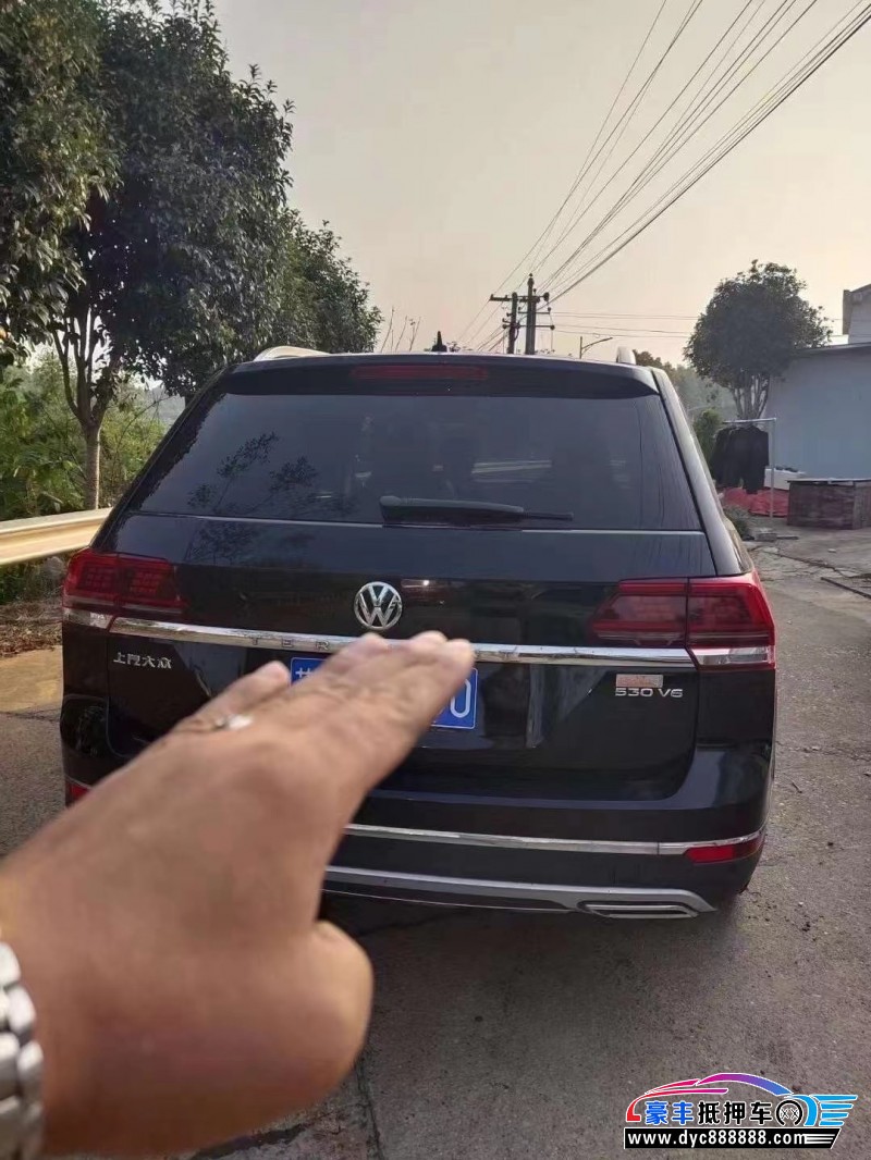 18年大众途昂轿车抵押车出售