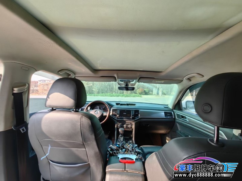 18年大众途昂轿车抵押车出售